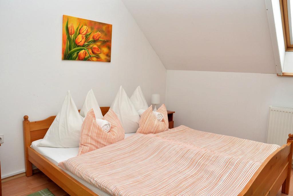 Abbazia Apartman Willa Gyula Pokój zdjęcie